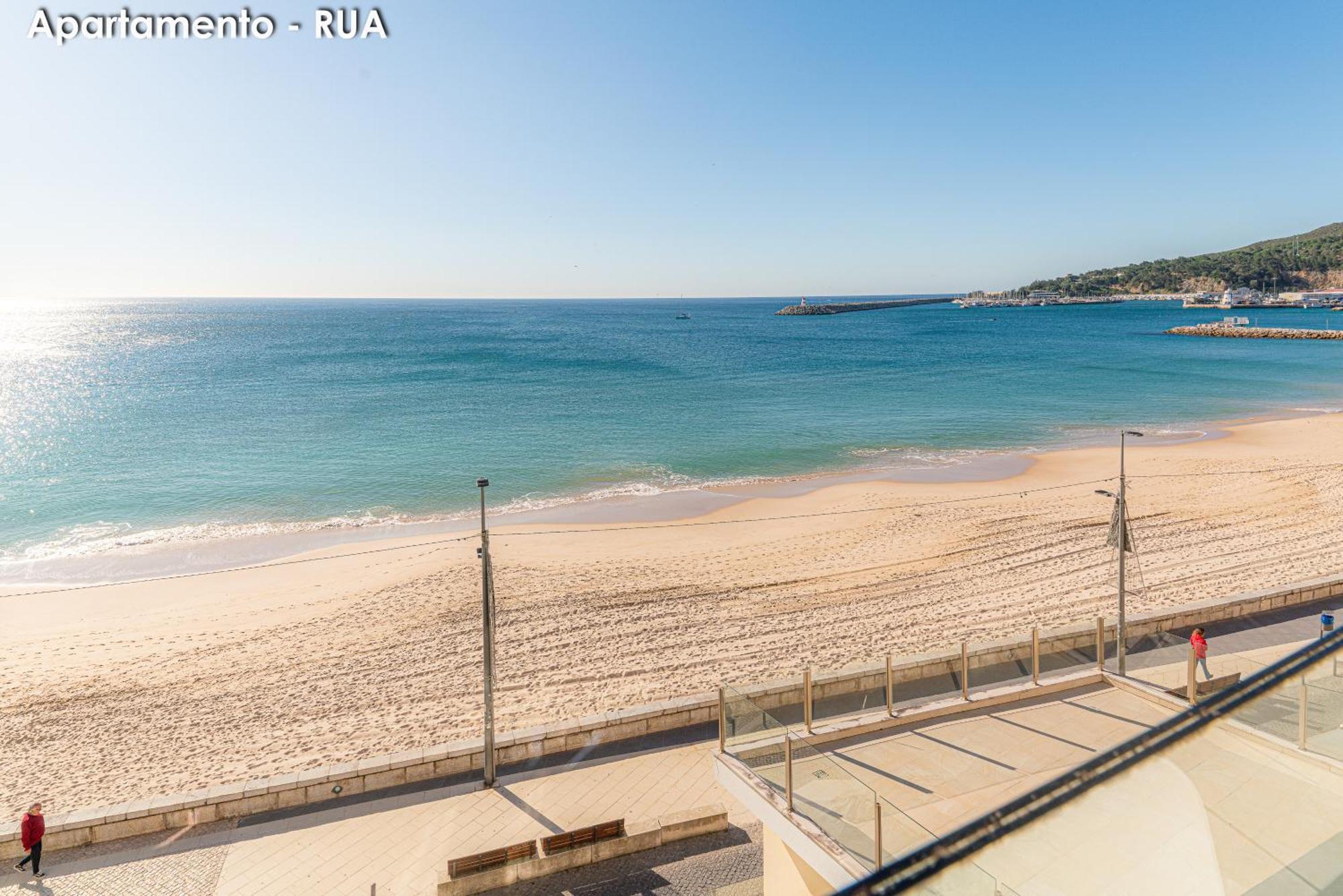 Season Apartments Sesimbra Buitenkant foto